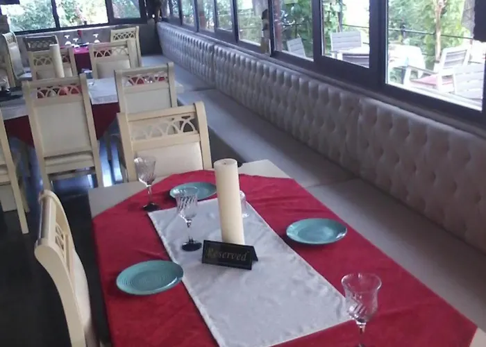Dream Stone Bar Restaurant