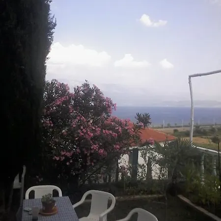 Dream Stone Bar Restaurant * Polje